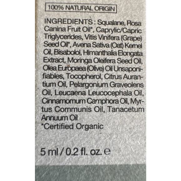 Resilience Anti Aging Face Oil with Squalane & Moringa - 0.2 Fl Oz for Radiance - Picture 3 of 5